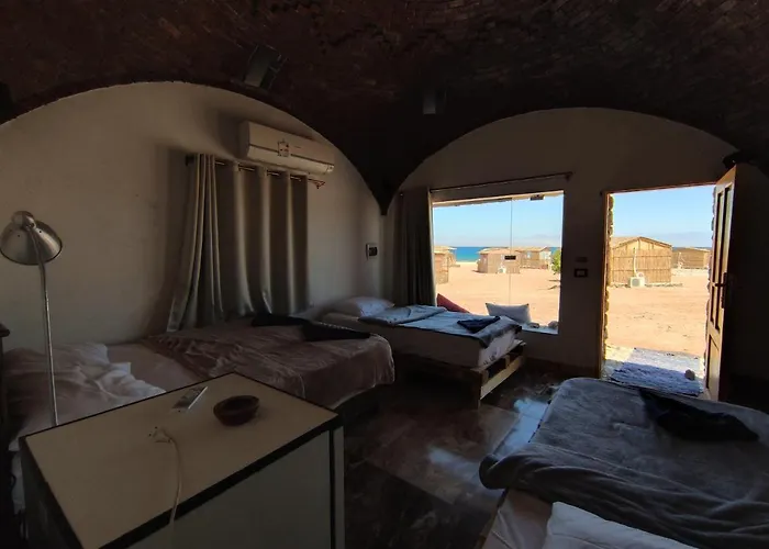 New Droub Camp Szálloda