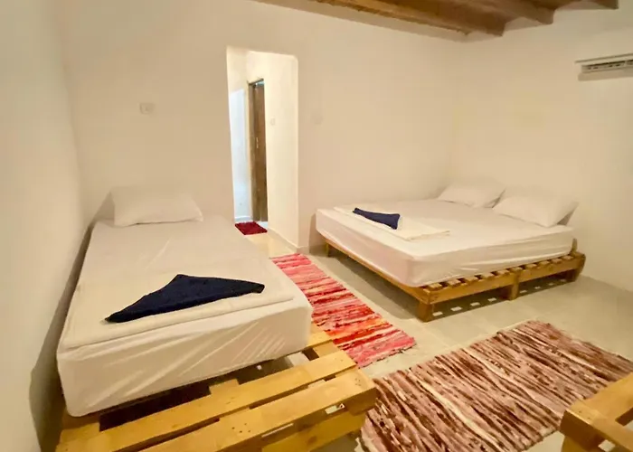 Szálloda New Droub Camp *